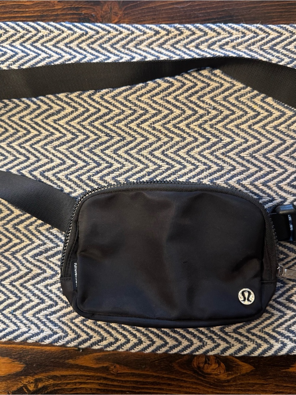 lululemon athletica Black Belt Bag - Minimal Everyday Carry